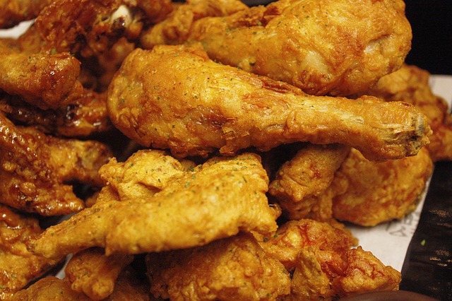 chicken-1218968_640