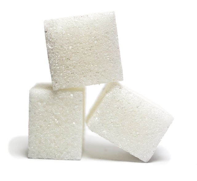 lump-sugar-549096_640 (1)