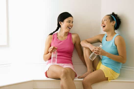 photodune-426270-fitness-friends-laughing-xs