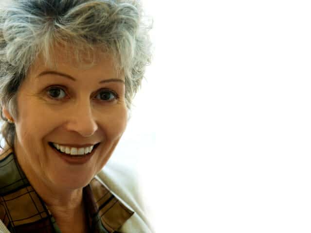 bright-smile-1536067-639x480