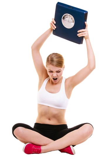 photodune-14074381-angry-woman-weighing-scale-slimming-weight-loss-xs