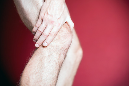 Knee pain and recovery massage